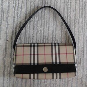 AUTHENTIC BURBERRY SMALL SHOULDER BAG